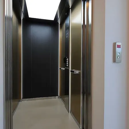 Apartment Designed With Swimming Pool Near The Opatija